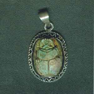 Silver Scarab with stone (SP026)